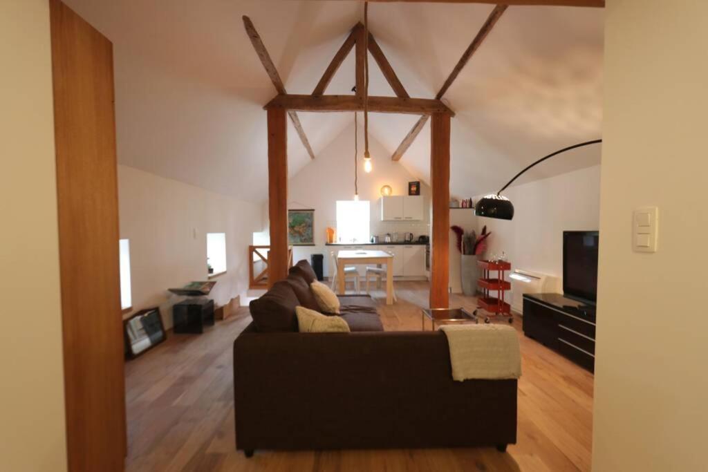 Loft A La Campagne/ 1Ere Occupation Apartment Vise Luaran gambar